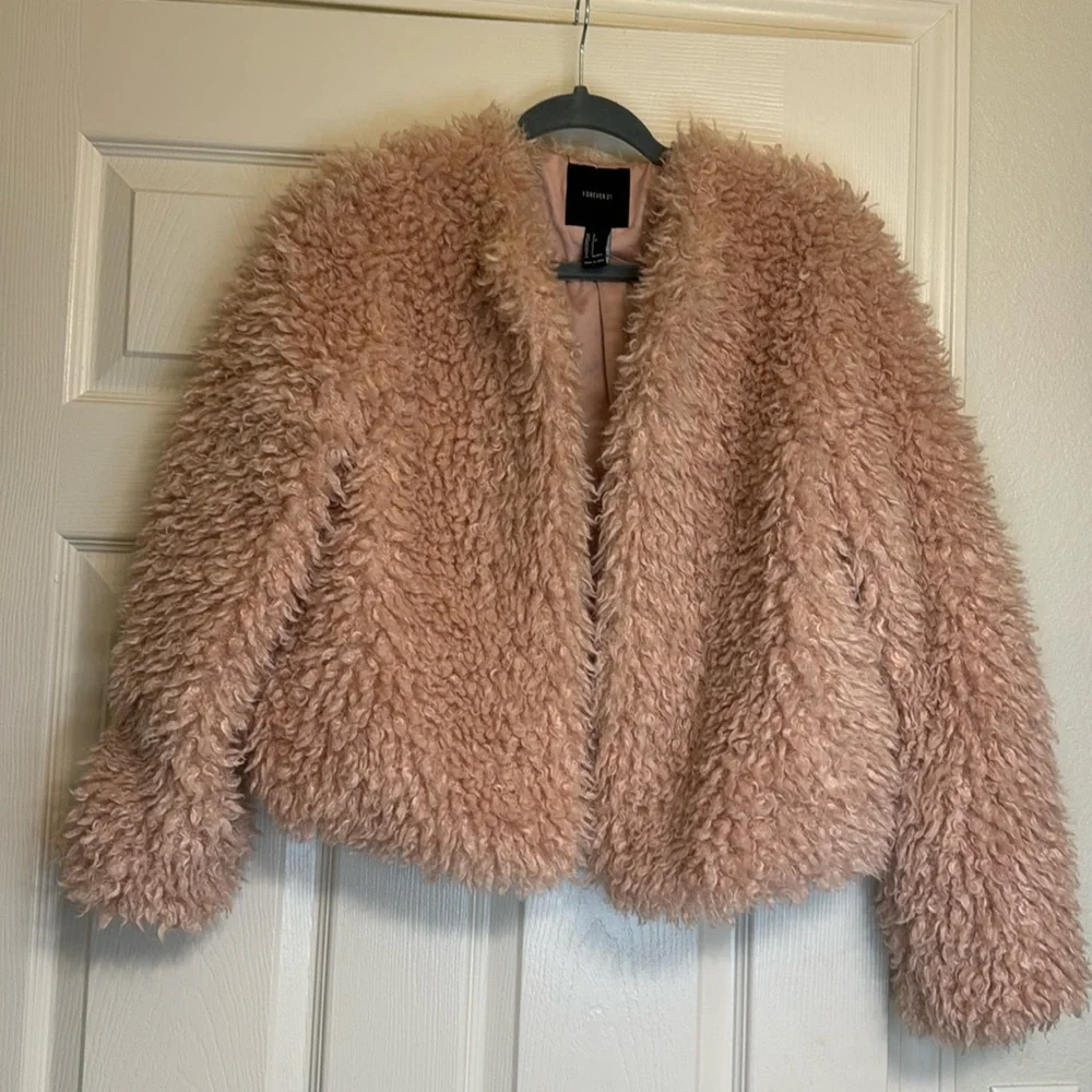 Faux fur jacket - Picture 2 of 5